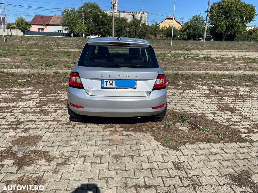 Skoda Fabia 1.0 TSI Ambition - 2
