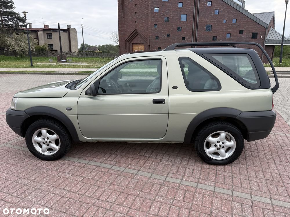 Land Rover Freelander 2.0 D - 11