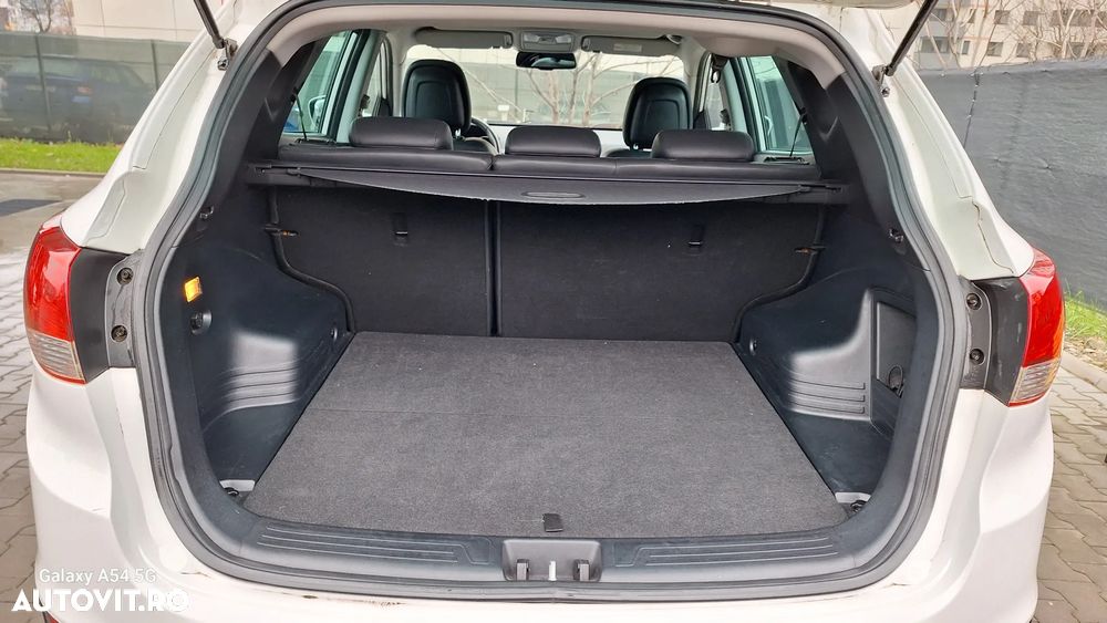 Hyundai ix35 2.0 CRDI High 4WD GLS Style - 11