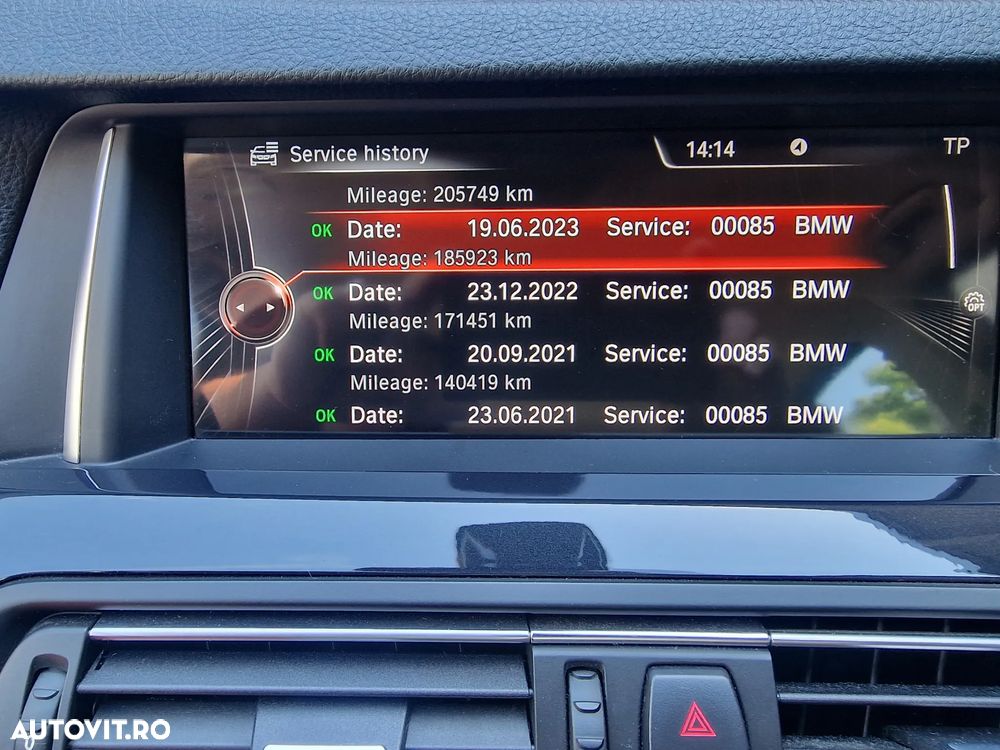 BMW Seria 5 520d Aut. Luxury Line - 27