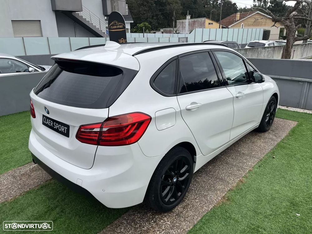 BMW 218 Active Tourer d Line Sport - 13