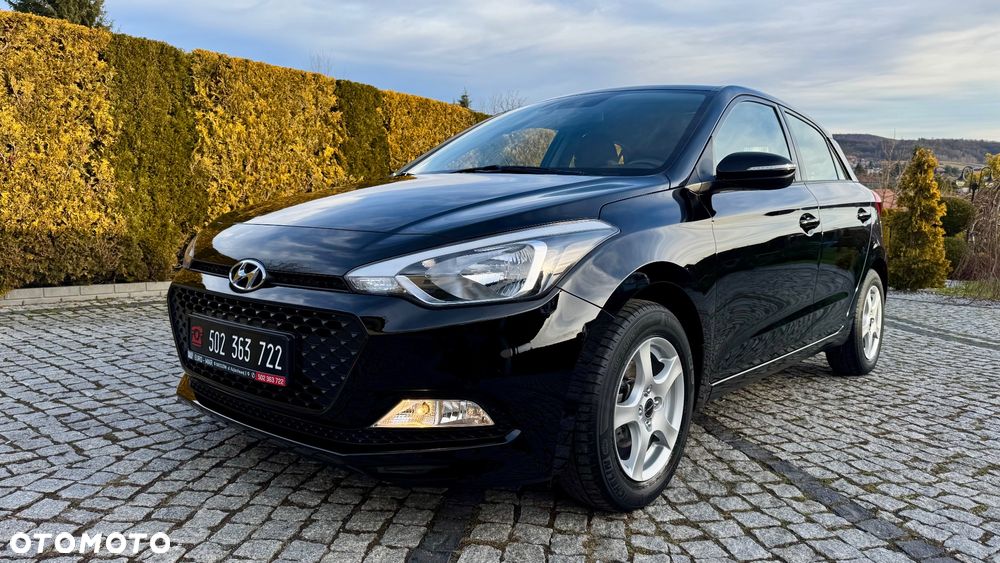 Hyundai i20 blue 1.2 Trend - 4