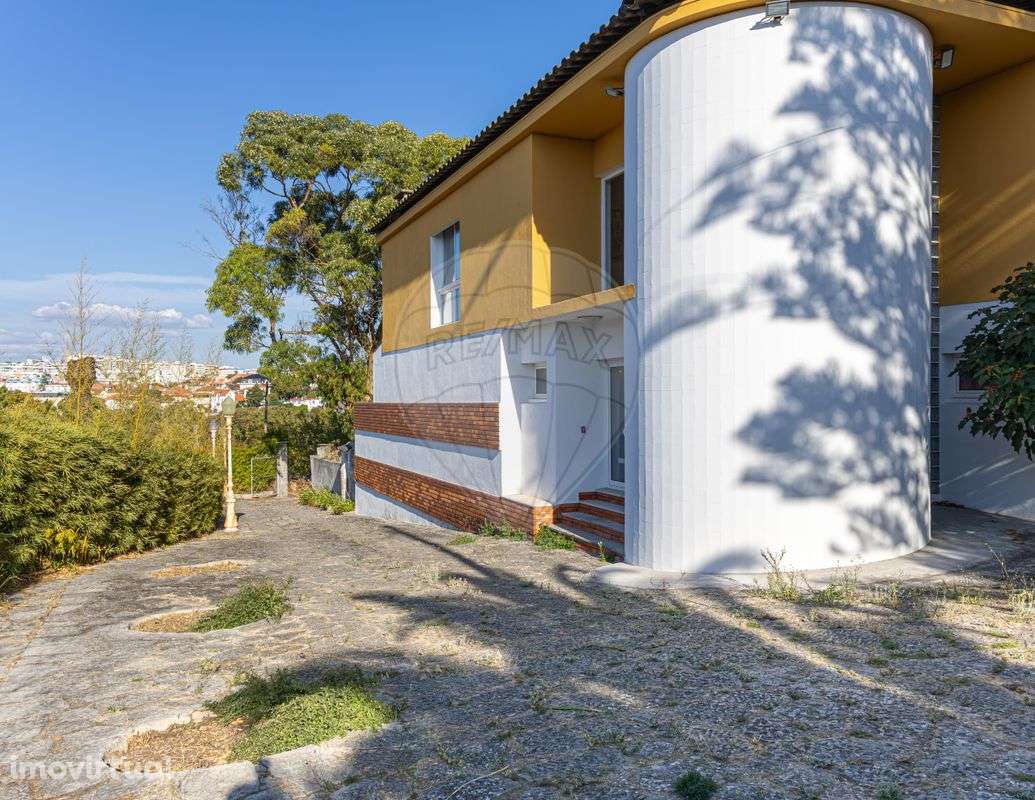 Moradia T5 para venda - Grande imagem: 2/45