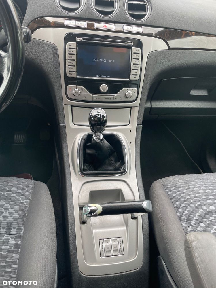 Ford Galaxy - 5