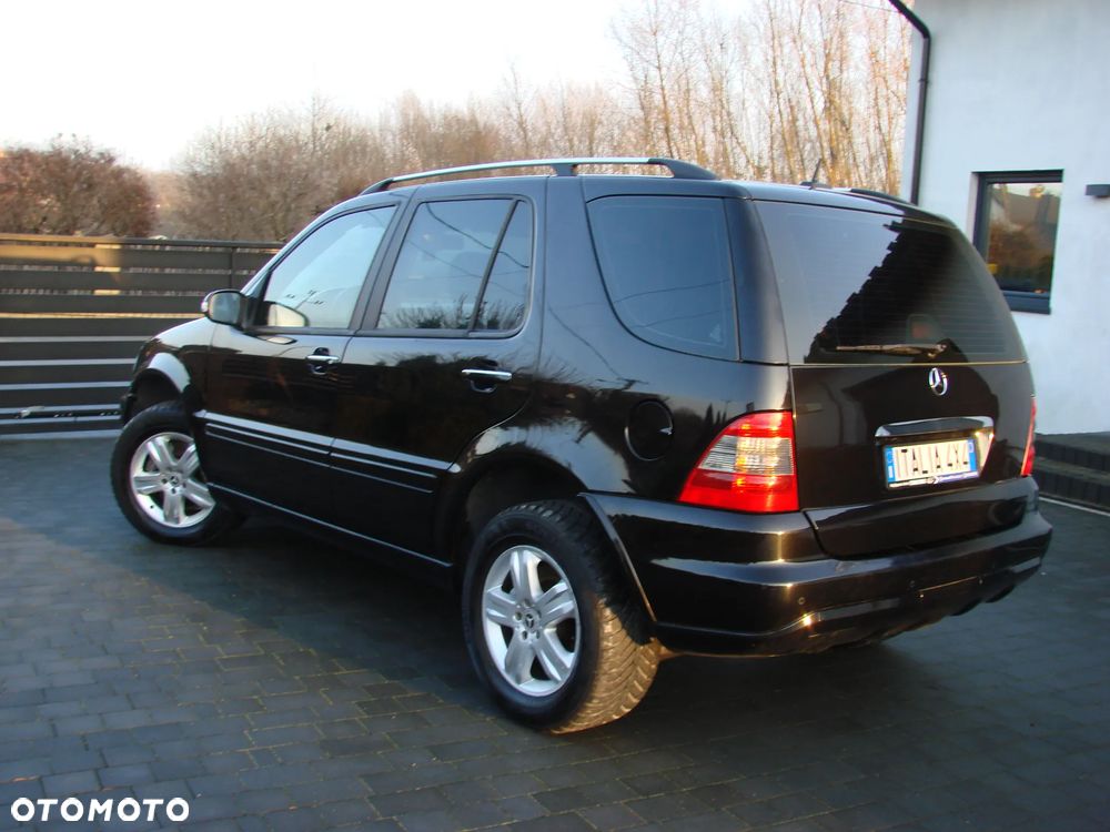 Mercedes-Benz ML - 16