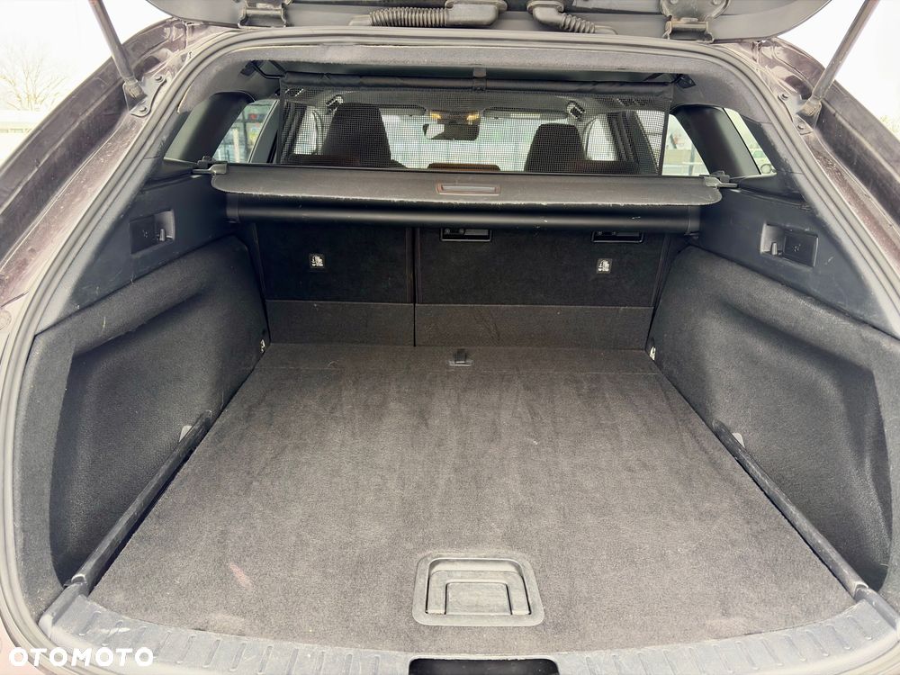 Suzuki Swace 1.8 Hybrid CVT Comfort+ - 13