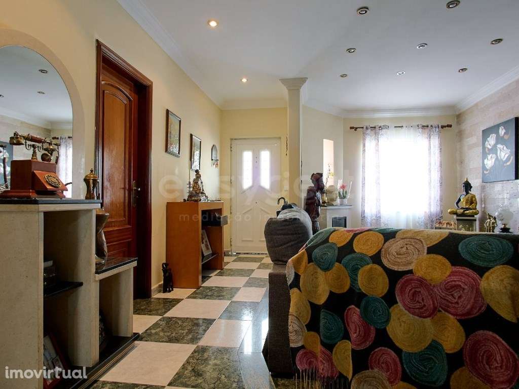 Moradia T3 com garagem e quintal em Vila Real de Santo António - Grande imagem: 5/35