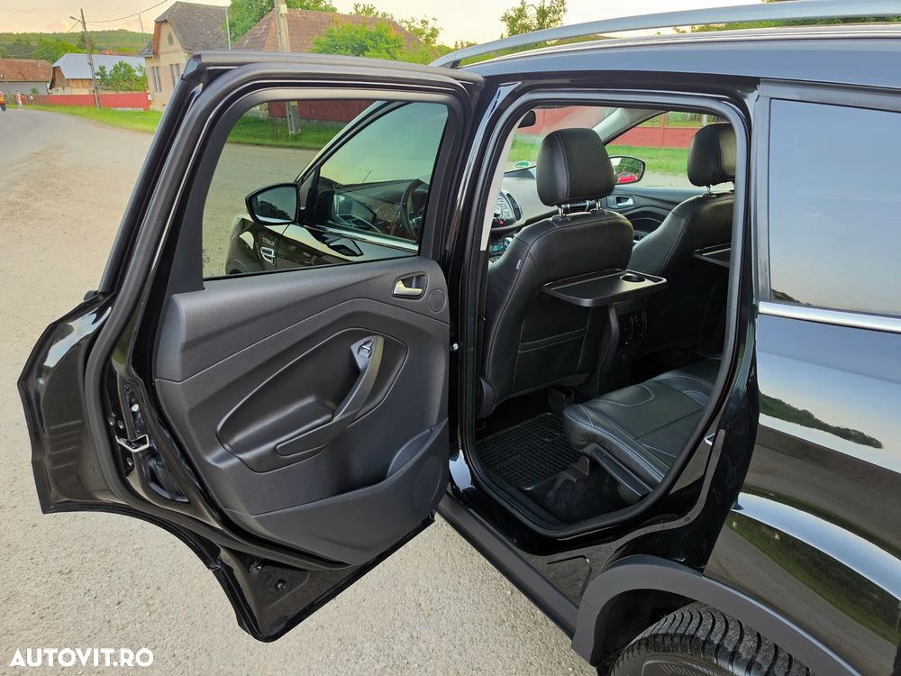 Ford Kuga 2.0 TDCi 4x4 Aut. Titanium - 28