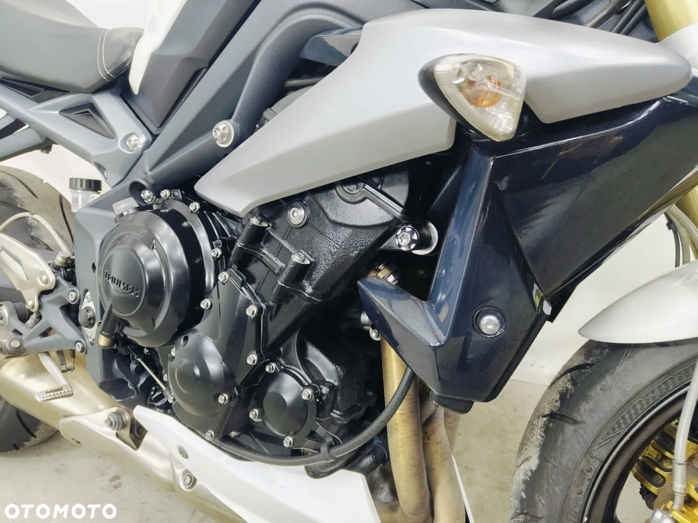 Triumph Street Triple - 6