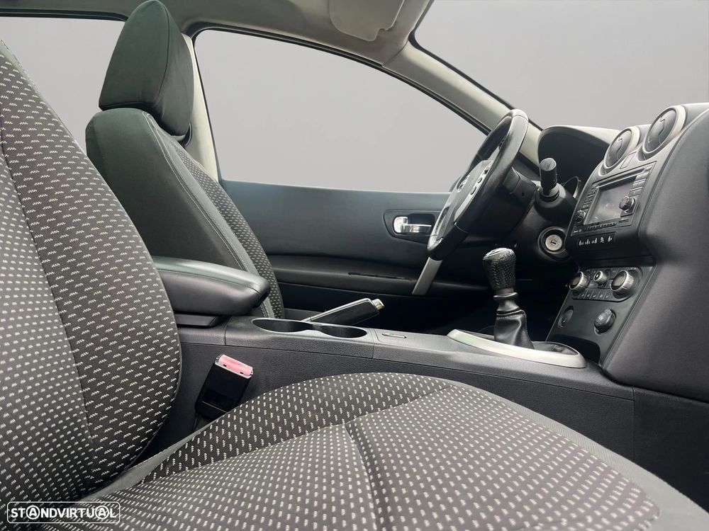 Nissan Qashqai +2 1.5 dCi Tekna Premium 17 - 12