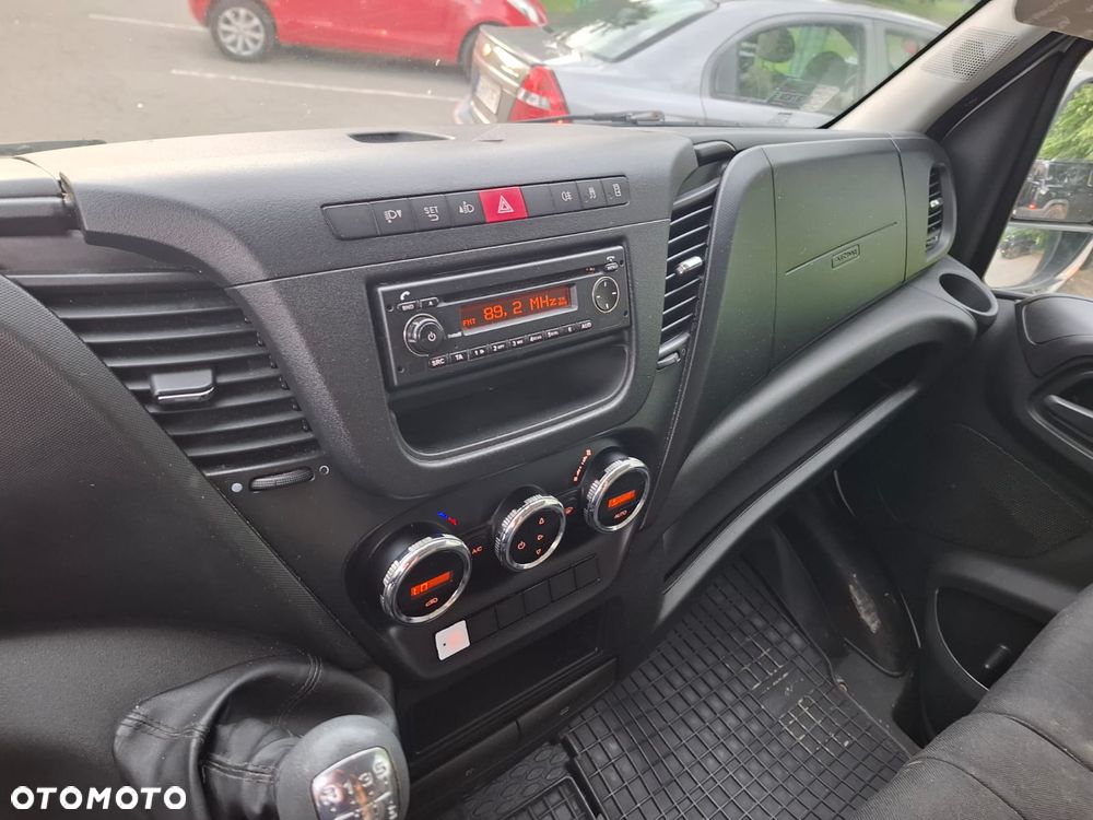 Iveco Daily - 12
