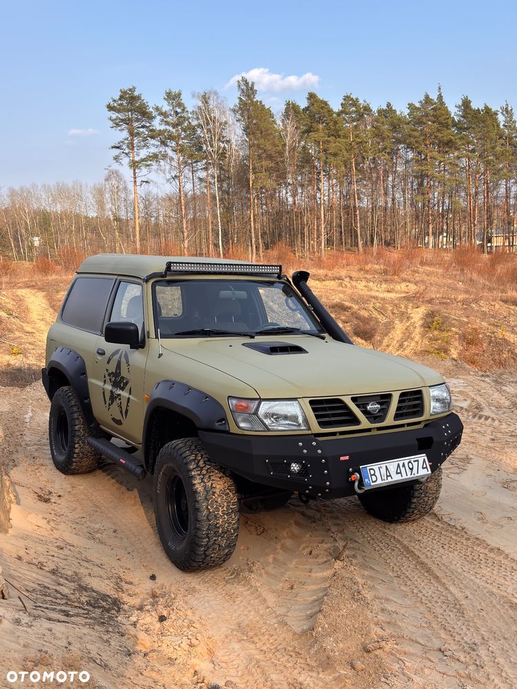 Nissan Patrol - 1