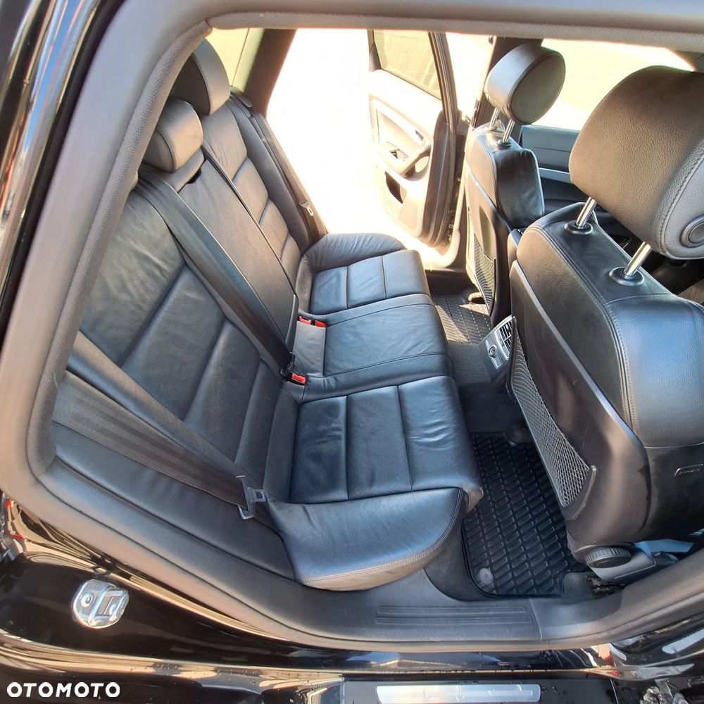 Audi A6 Avant 2.4 - 11