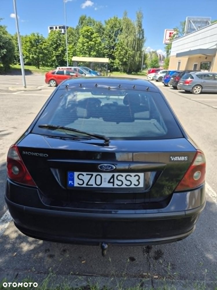 Ford Mondeo 2.0 Ghia - 6