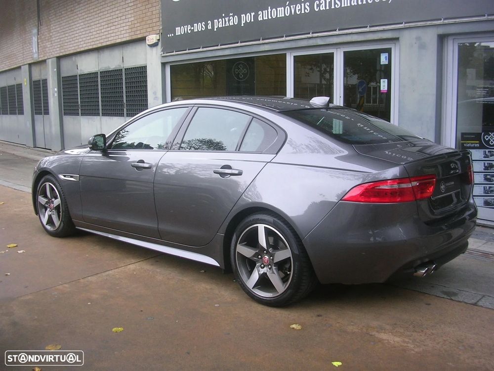 Jaguar XE 2.0 D R-Sport - 7