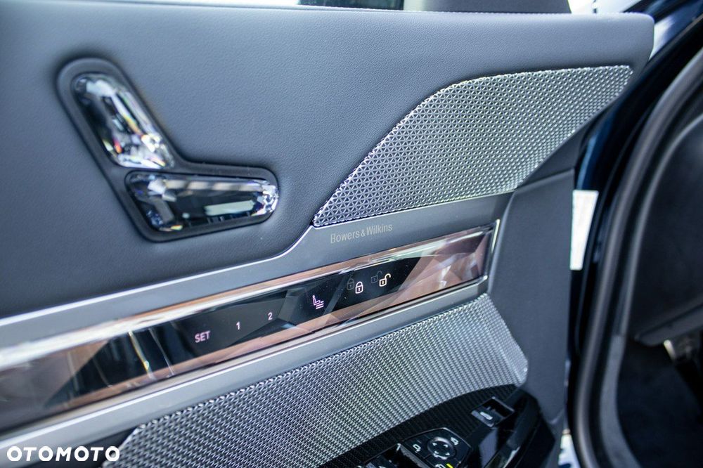 BMW Seria 7 - 18