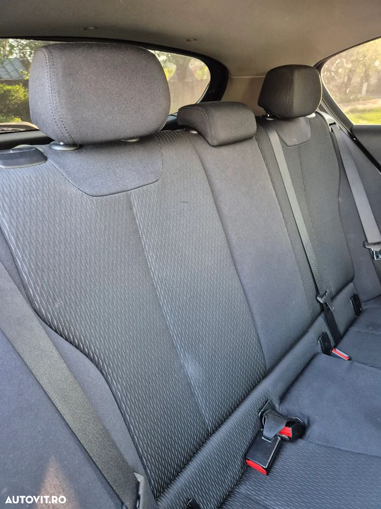BMW Seria 1 - 15