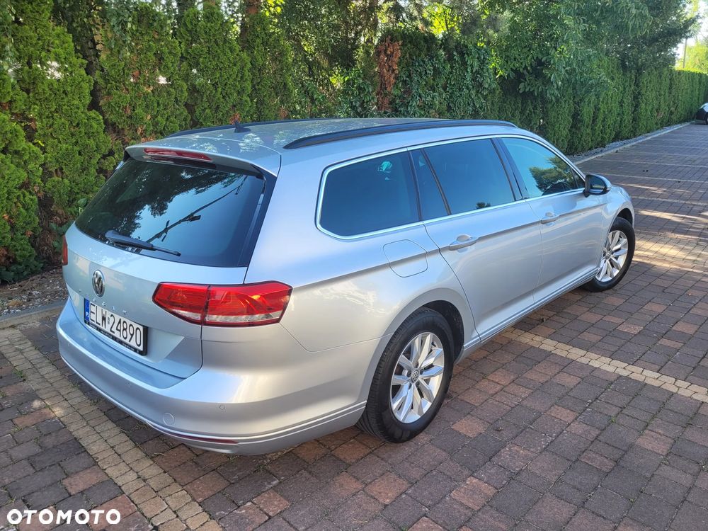 Volkswagen Passat 2.0 TDI BMT Comfortline DSG - 3