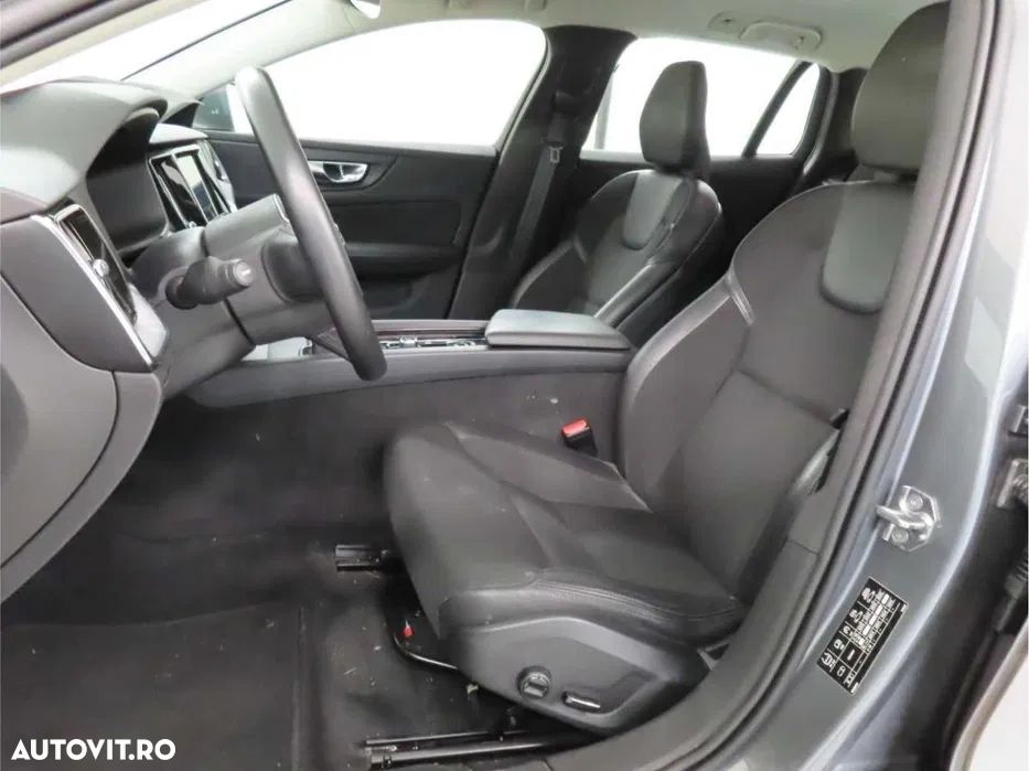 Volvo V60 D4 Geartronic Momentum Pro - 7