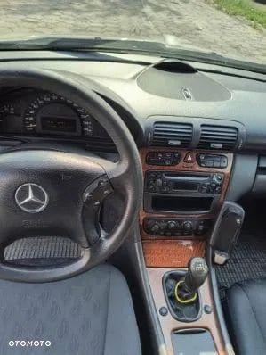 Mercedes-Benz Klasa C 200 T CDI Classic - 6