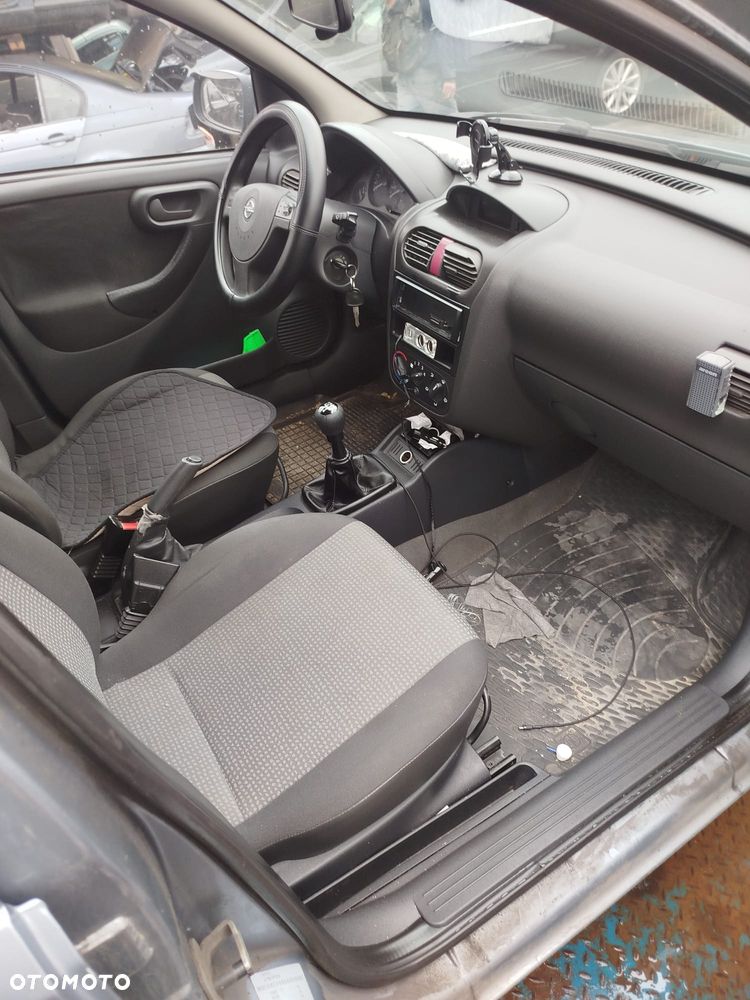 Opel Corsa C na części - 6