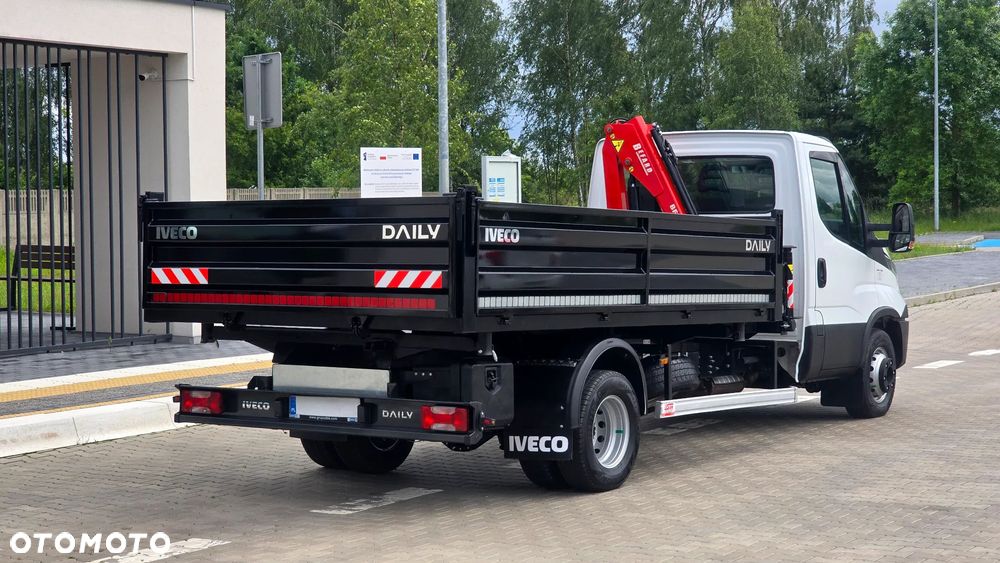 Iveco ❗️❗️DAILY 3.0 150Km 70C17 JAK NOWY ❗️❗️84 TYŚ PRZEBIEGU / ORYGINALNY WYWROT / HDS BEFFARD 1700A / WYWROT 3 STRONY / PIERWSZY WŁASCICIEL / NAVI / KAMERA COFANIA / TEMPOMAT / BLIŹNIAKI / WYSOKA BURTA / PRZYSTAWKA / WERSJA WZMOCNIONA / SERWIS ASO / SALON POLSKA / JAK Z SALONU - NOWY - / UNIKAT ❗❗ - 3