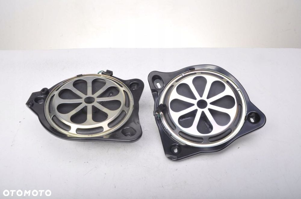 MERCEDES GLC X253 GŁOŚNIKI WZMACNIACZ BURMESTER - 2