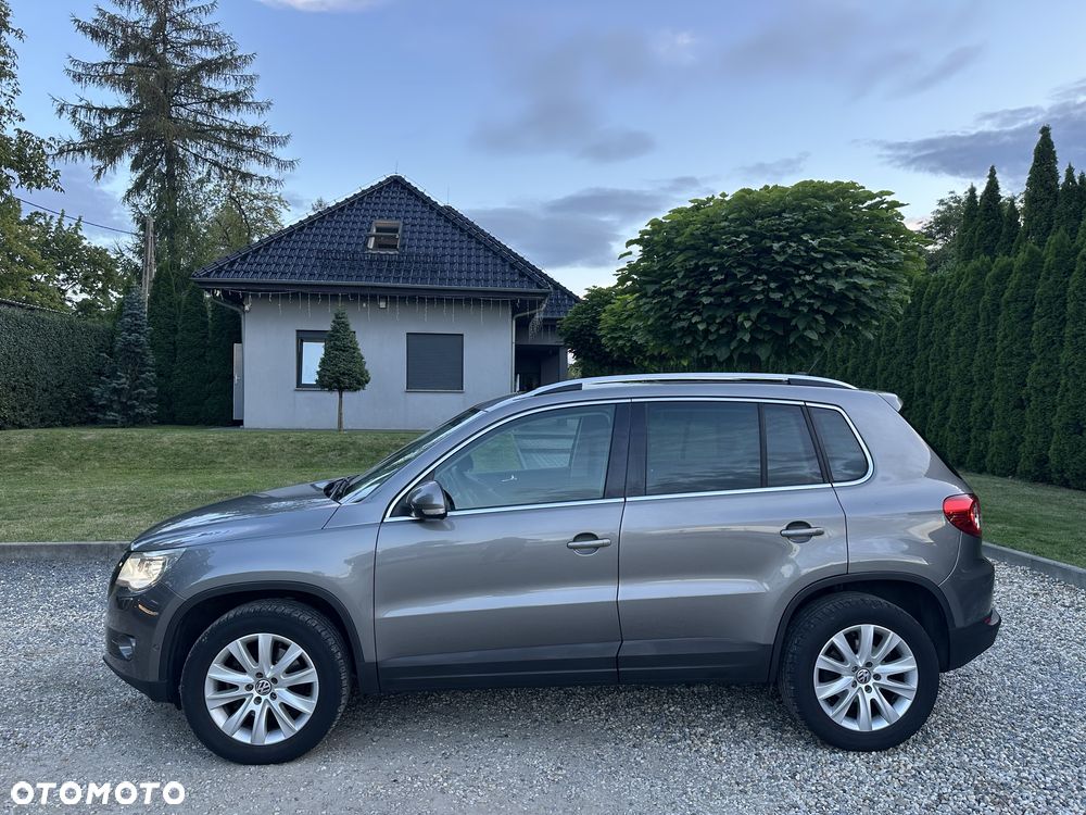 Volkswagen Tiguan - 4