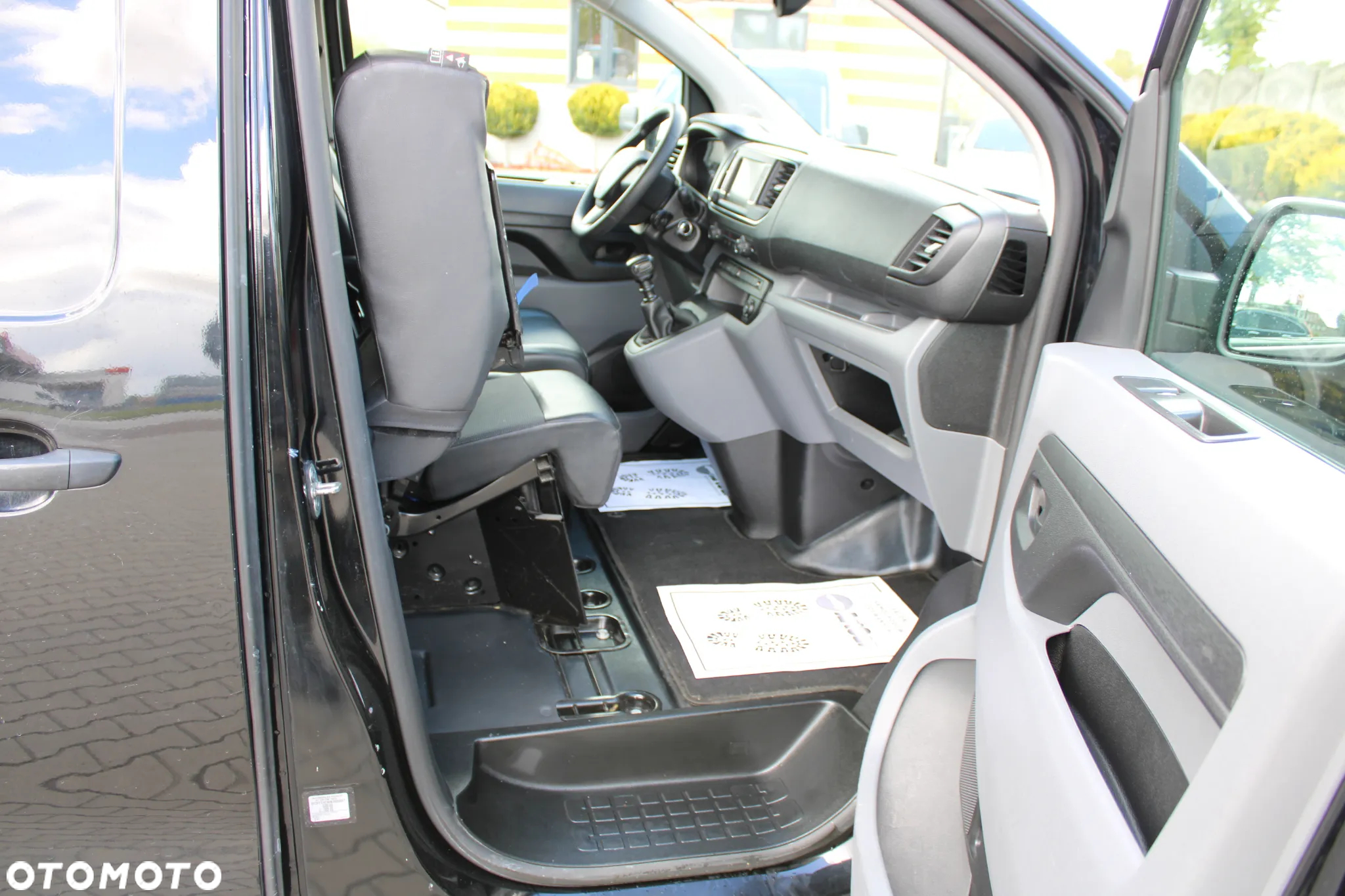 Peugeot Expert III - 30