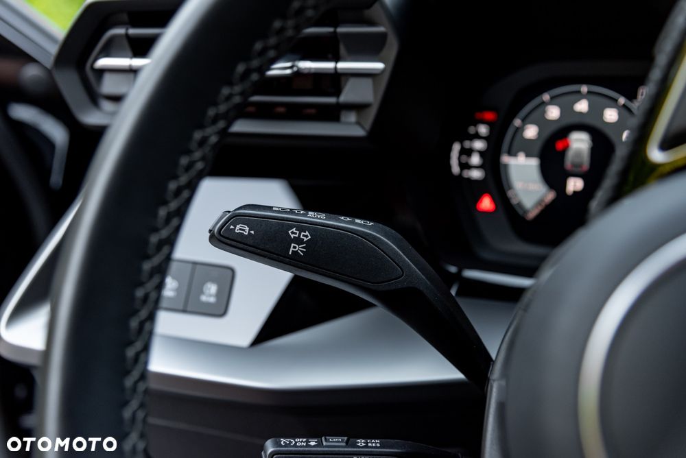Audi A3 Sportback 35 TFSI S tronic S line - 29