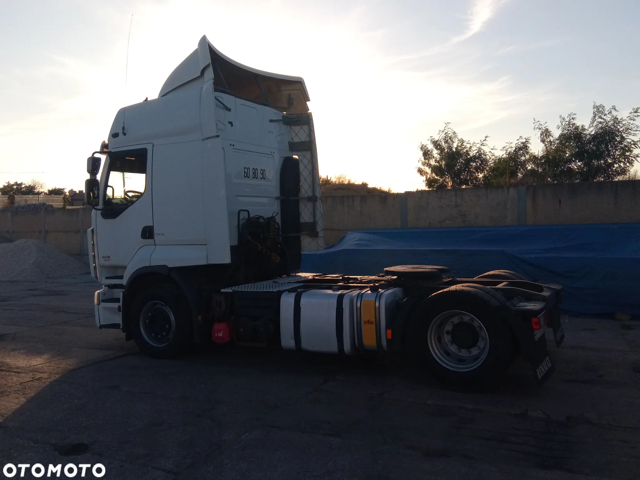 Renault Premium 460 - 4
