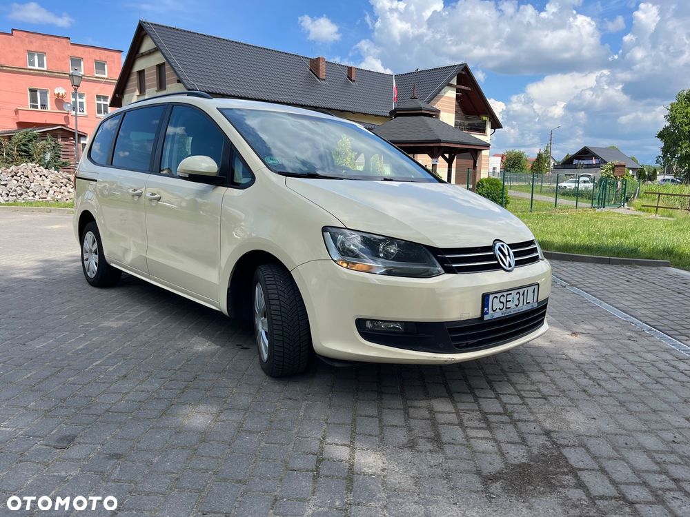 Volkswagen Sharan 2.0 TDI Comfortline DSG - 4