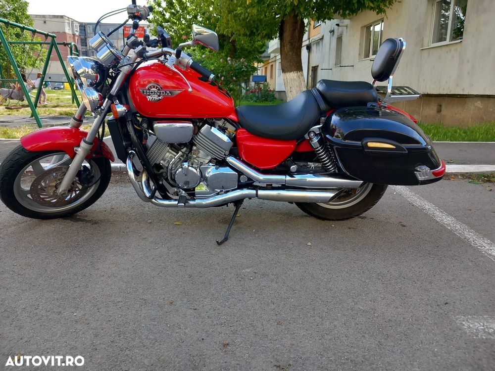 Honda VF 750C Magna - 8
