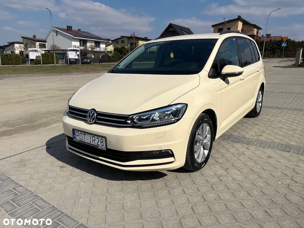 Volkswagen Touran 2.0 TDI SCR DSG Trendline - 6