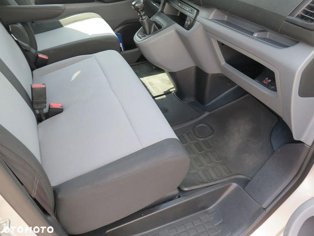 Peugeot Expert Kombi Long 2,8t - 31