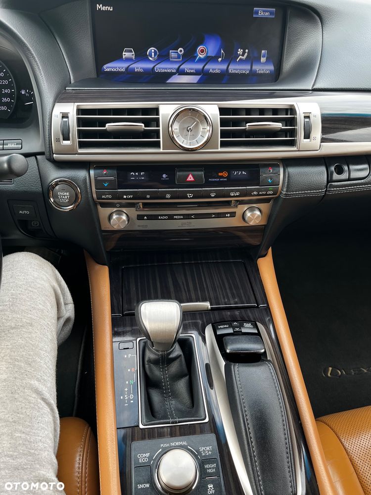 Lexus LS 460 Elite AWD EU6 - 15