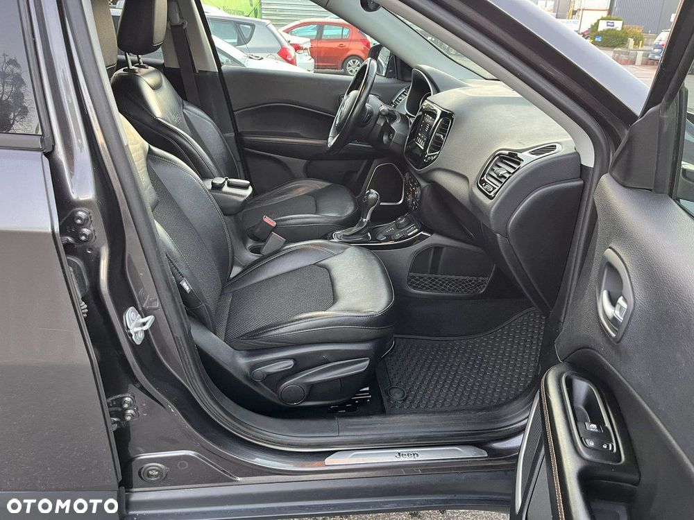 Jeep Compass - 5