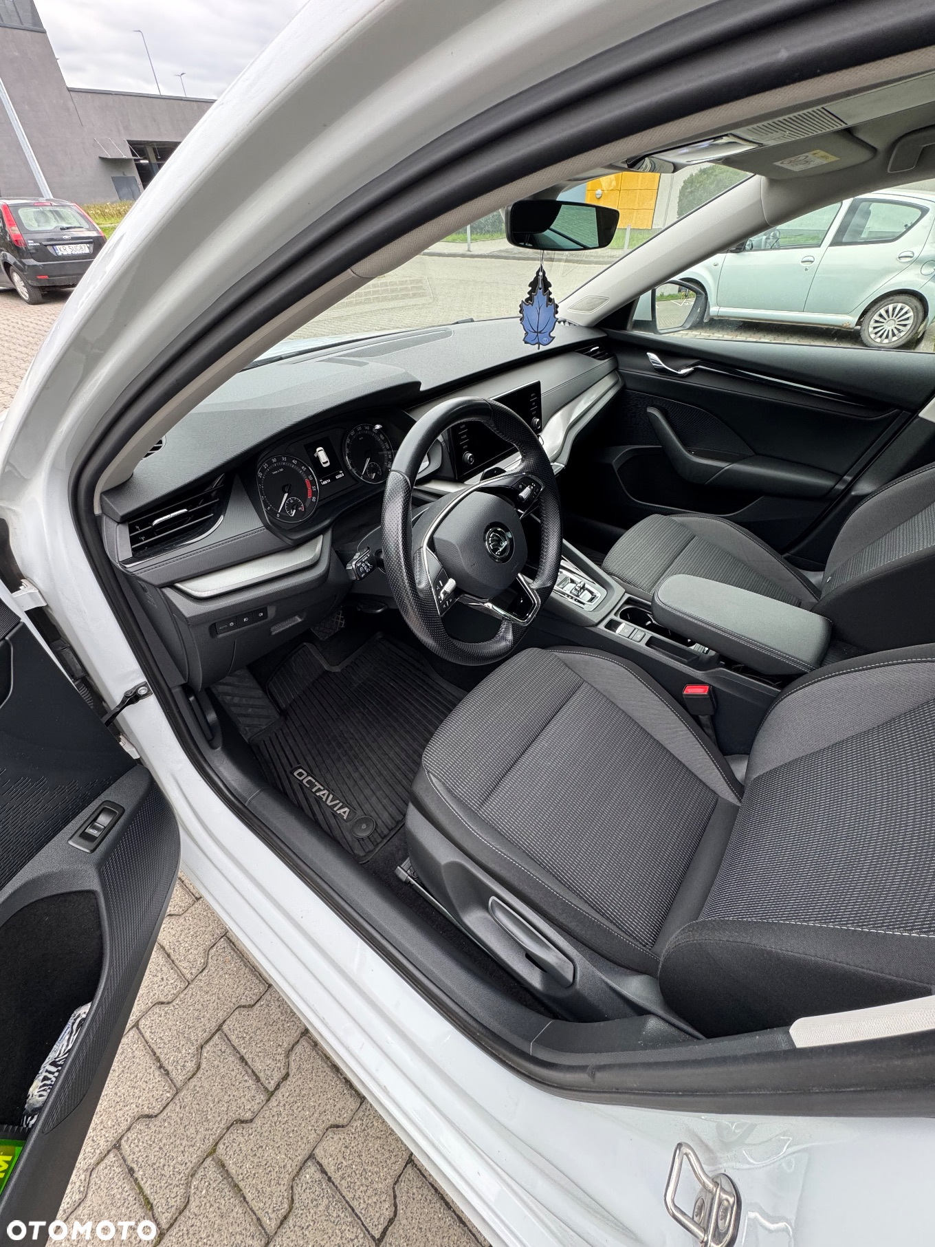 Skoda Octavia 2.0 TDI Ambition DSG - 15
