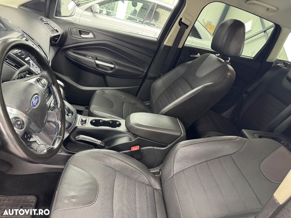 Ford Kuga 2.0 TDCi 4x4 Aut. Titanium - 21