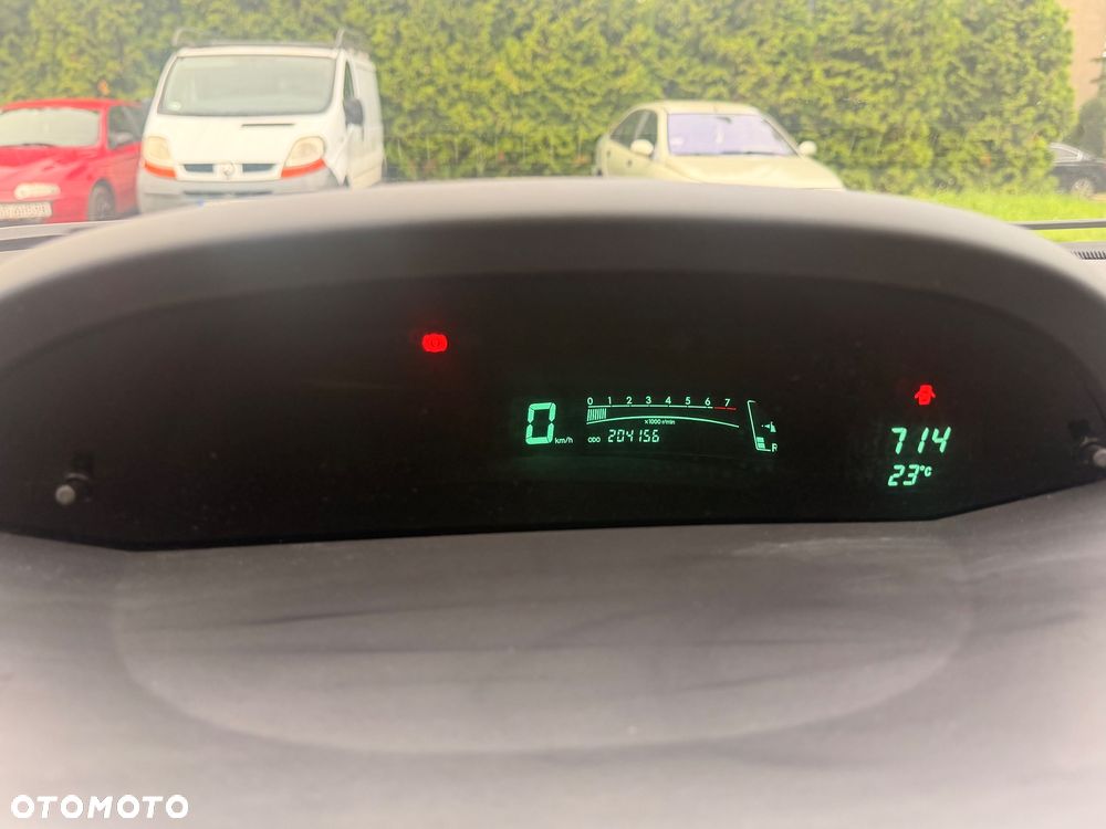 Toyota Yaris 1.0 VVT-i - 24