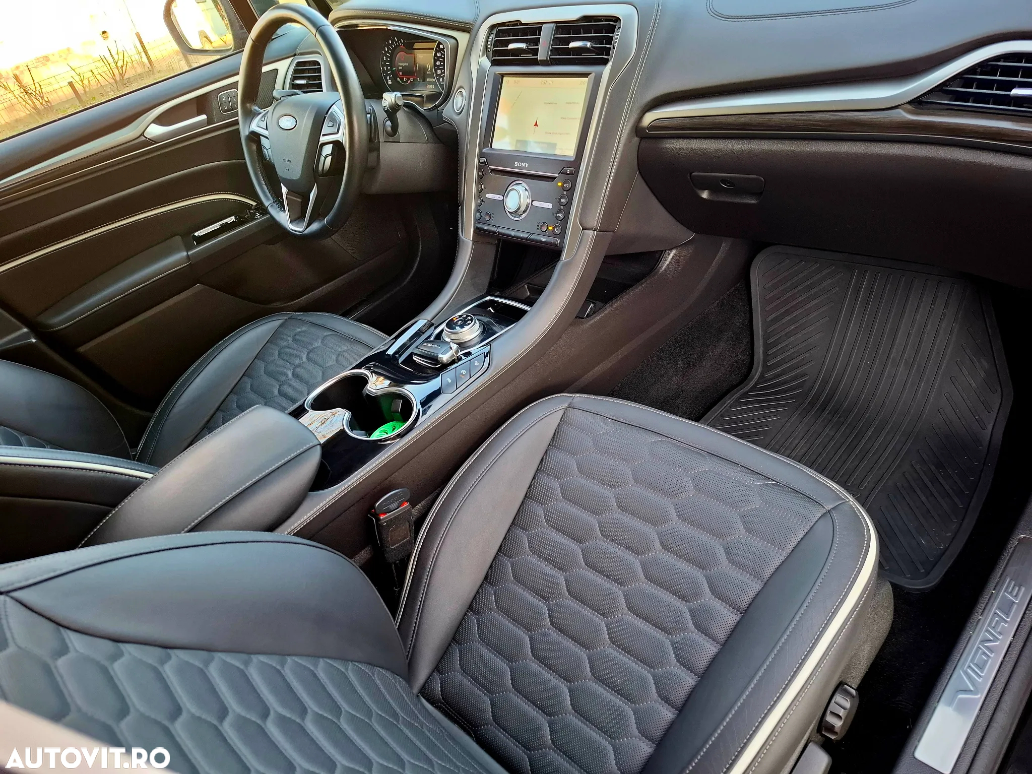 Ford Mondeo 2.0 TDCi Aut. AWD Vignale - 11