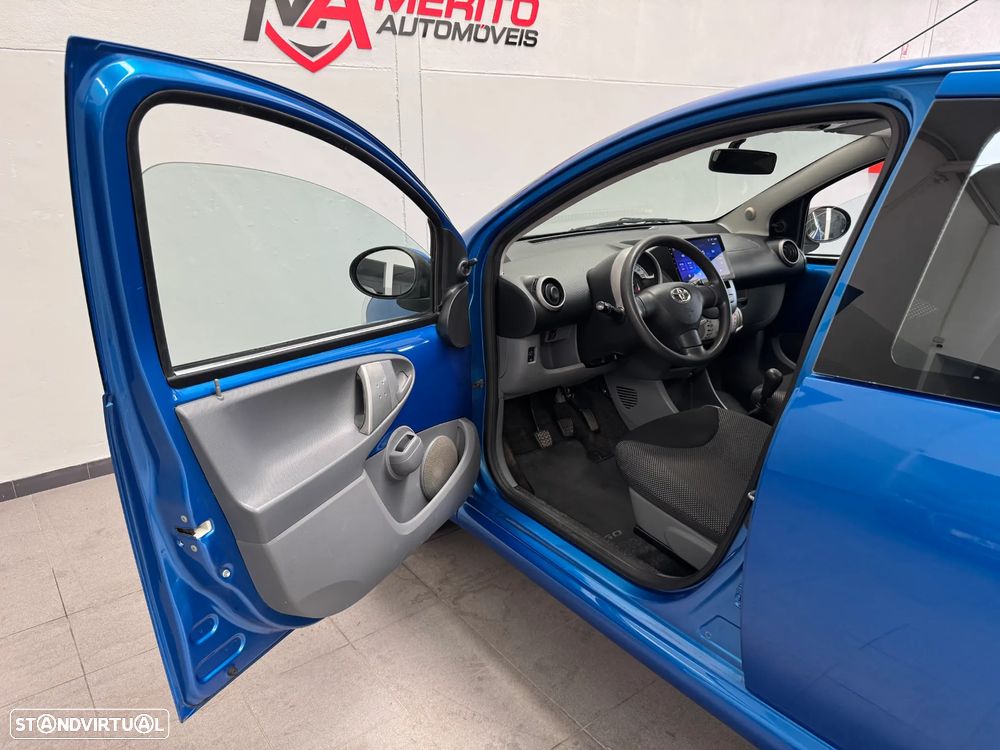 Toyota Aygo CoolBlue - 9