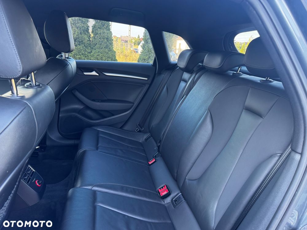 Audi A3 Sportback 2.0 TDI Ambition - 17
