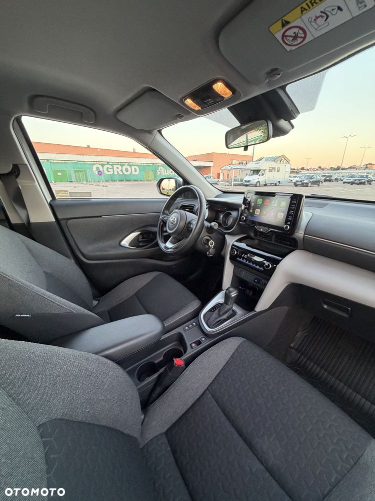 Toyota Yaris Cross - 17