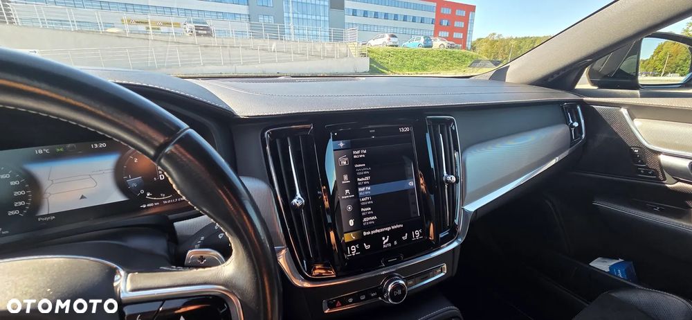 Volvo S90 D5 AWD R-Design - 3