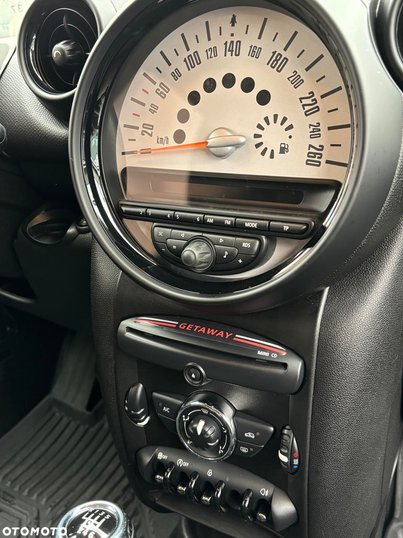 MINI Countryman One - 11