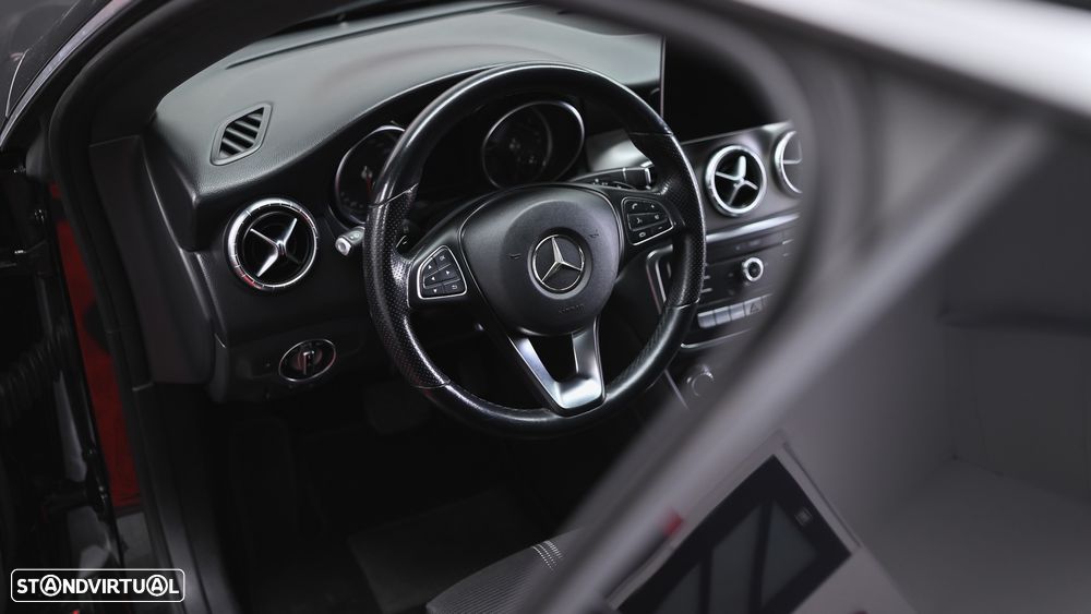 Mercedes-Benz CLA 200 d Shooting Brake Urban Aut. - 47