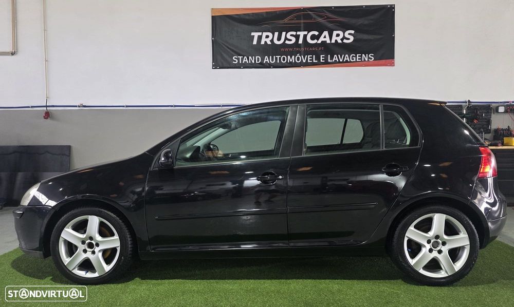 VW Golf 2.0 TDi Confortline - 3