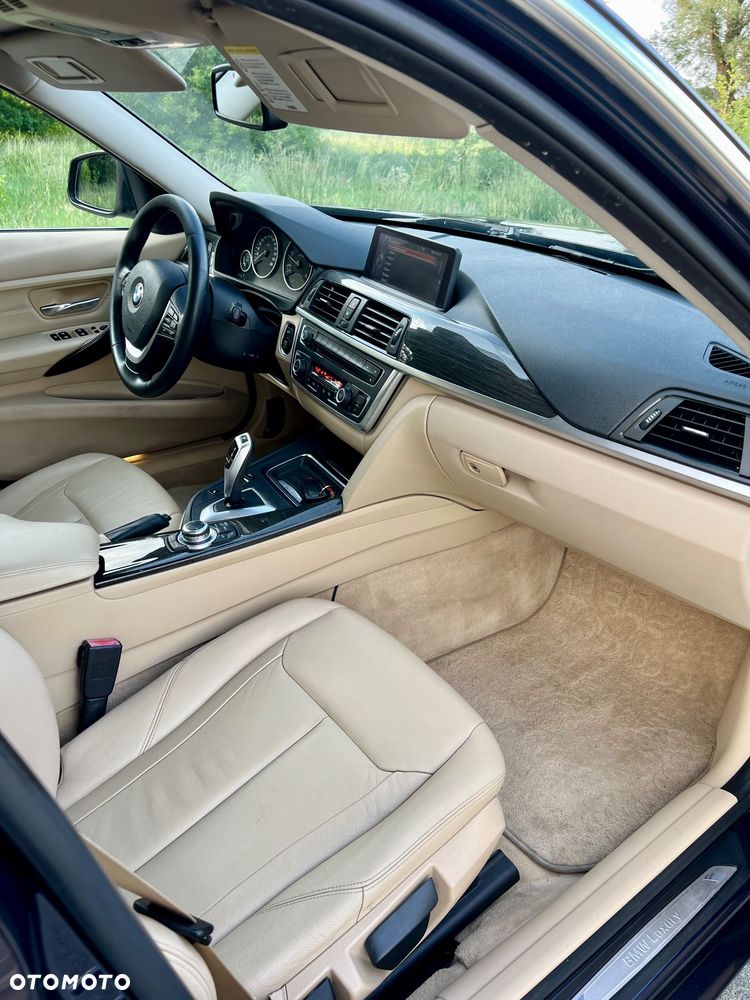 BMW Seria 3 320d Sport-Aut Luxury Line - 11