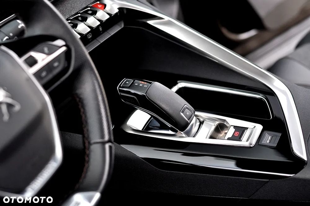 Peugeot 3008 1.5 BlueHDi GT Pack S&S EAT8 - 35